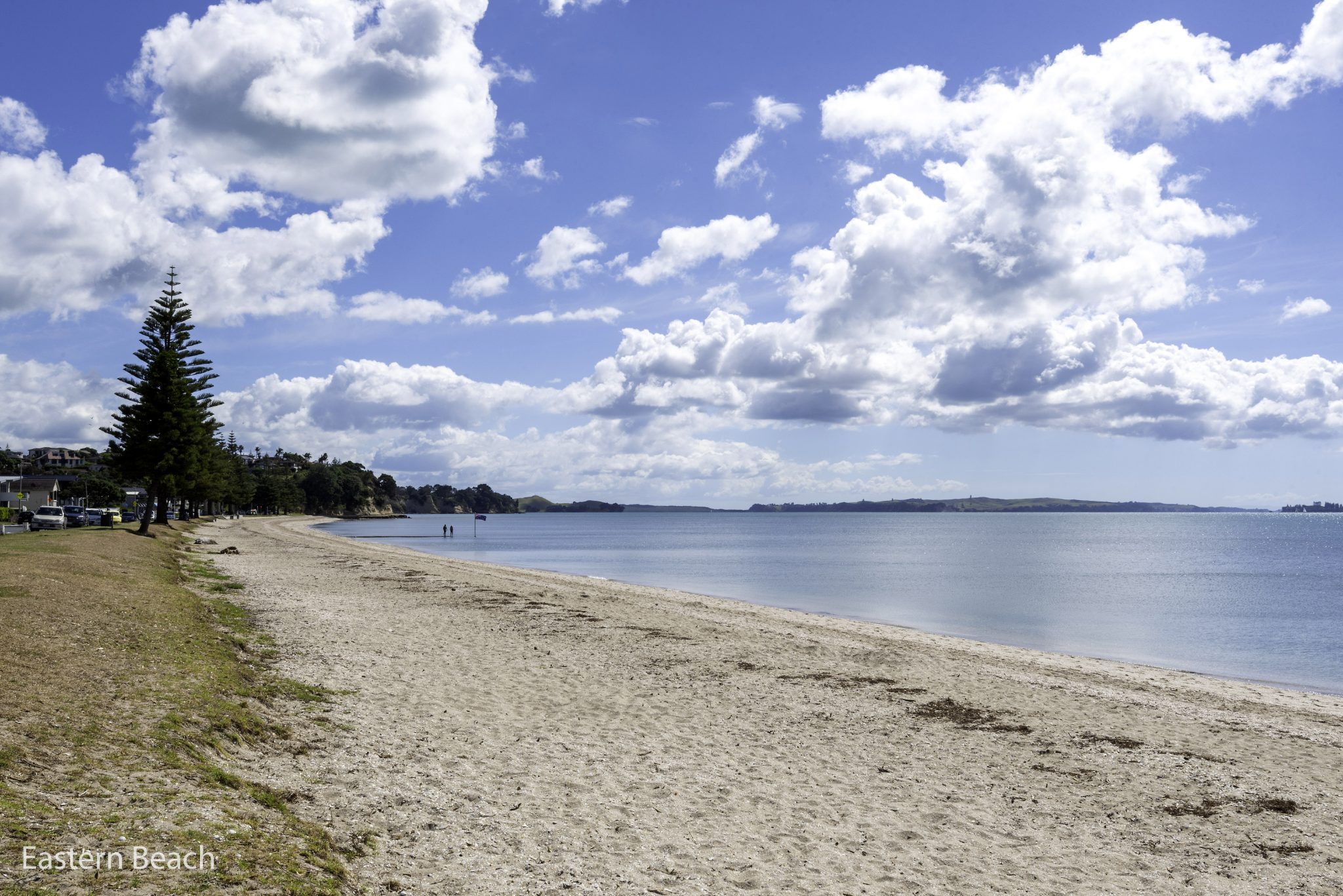 Modern Coastal Luxury in Macleans Zone — slide 25
