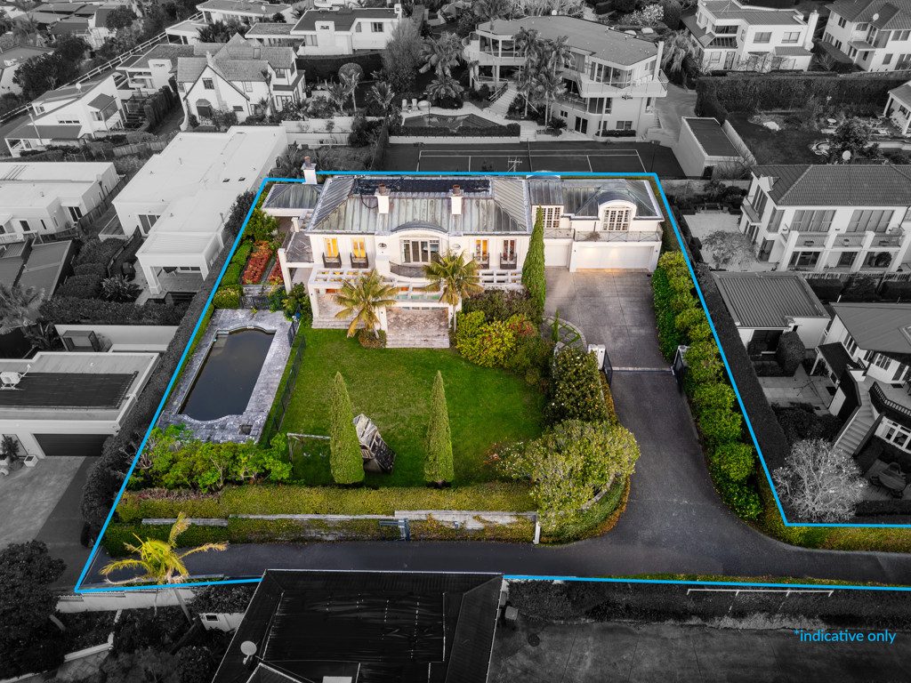1,605m² of Blue-Chip Land. World-Class Views — slide 2