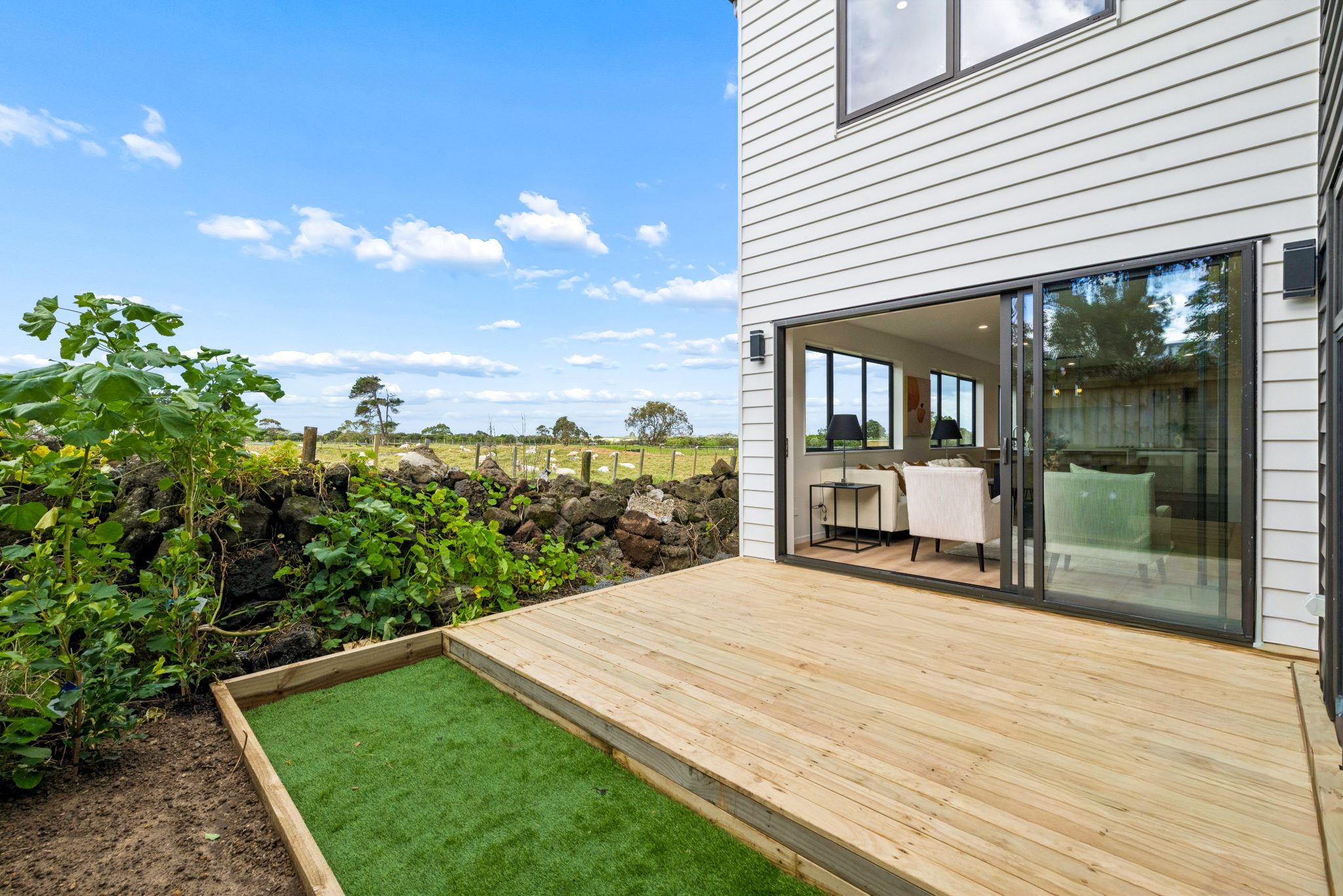 New 4 Bedroom Home | Overlooking Ambury Park — slide 2