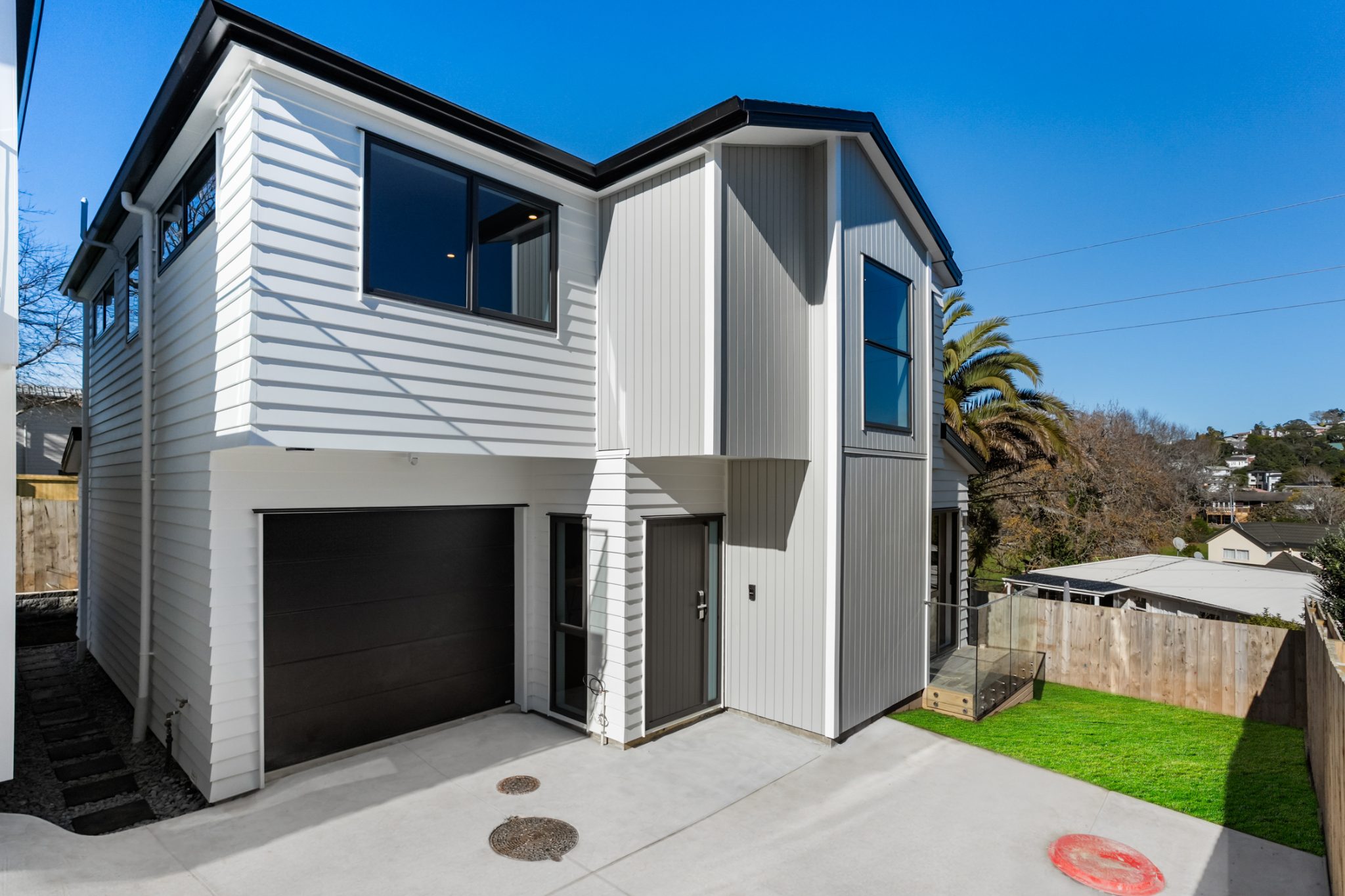 A Rare Opportunity - Brand new 5 bedrooms house — slide 2
