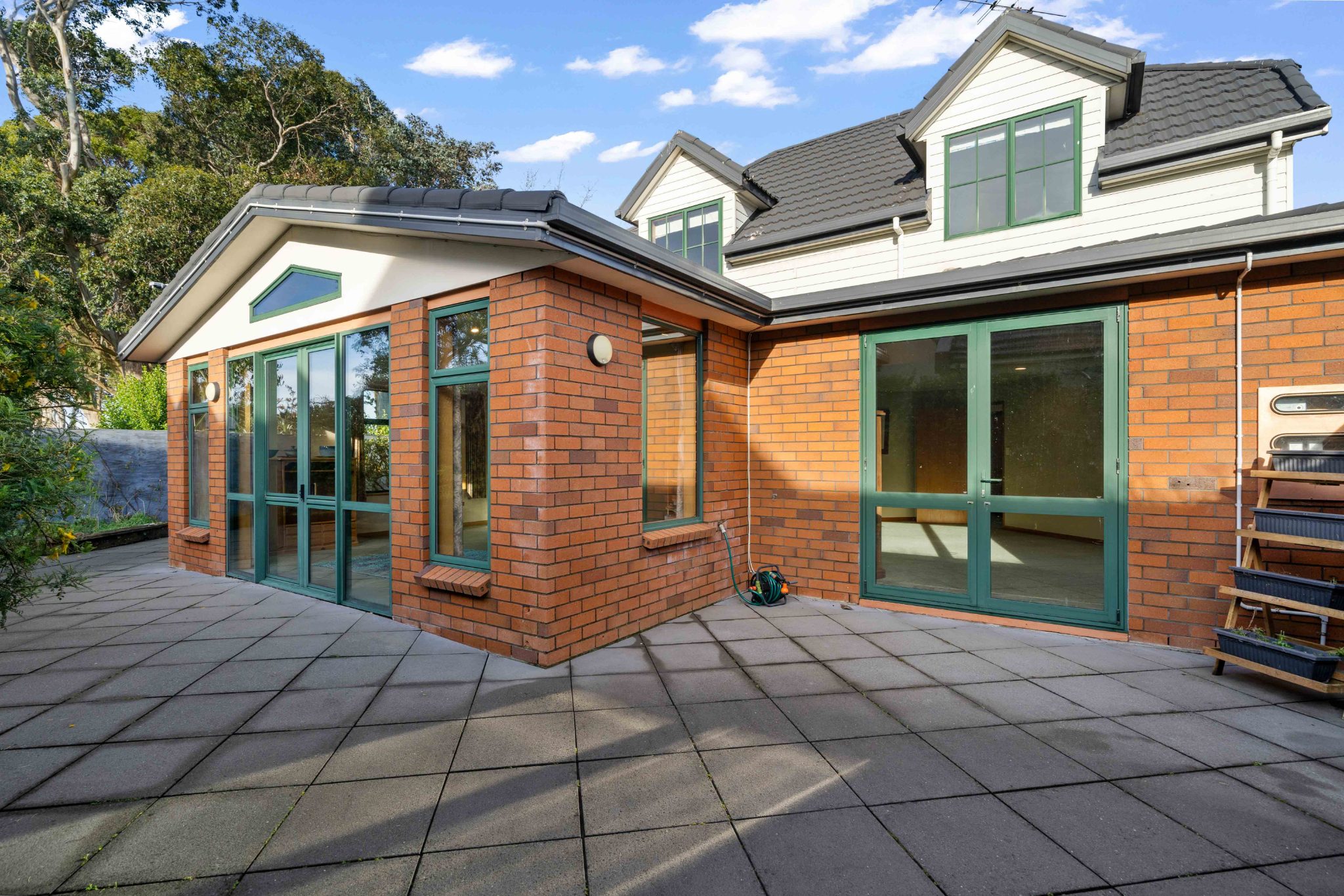 Spacious Family Living In Prime Waikiwi Location — slide 2