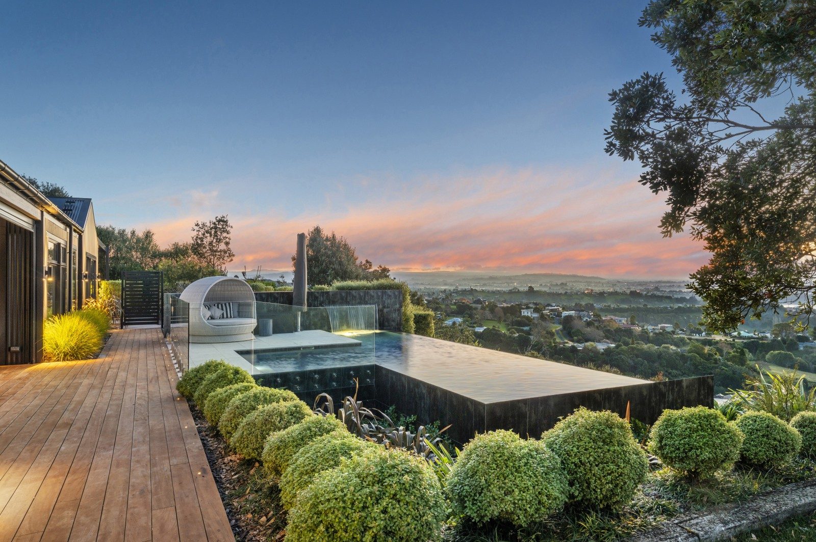Once in a lifetime home that redefines dreams. — slide 2