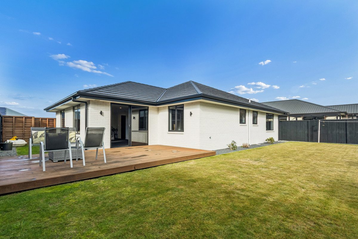 UNDER OFFER by Team Azzopardi, Lime Real Estate — slide 16