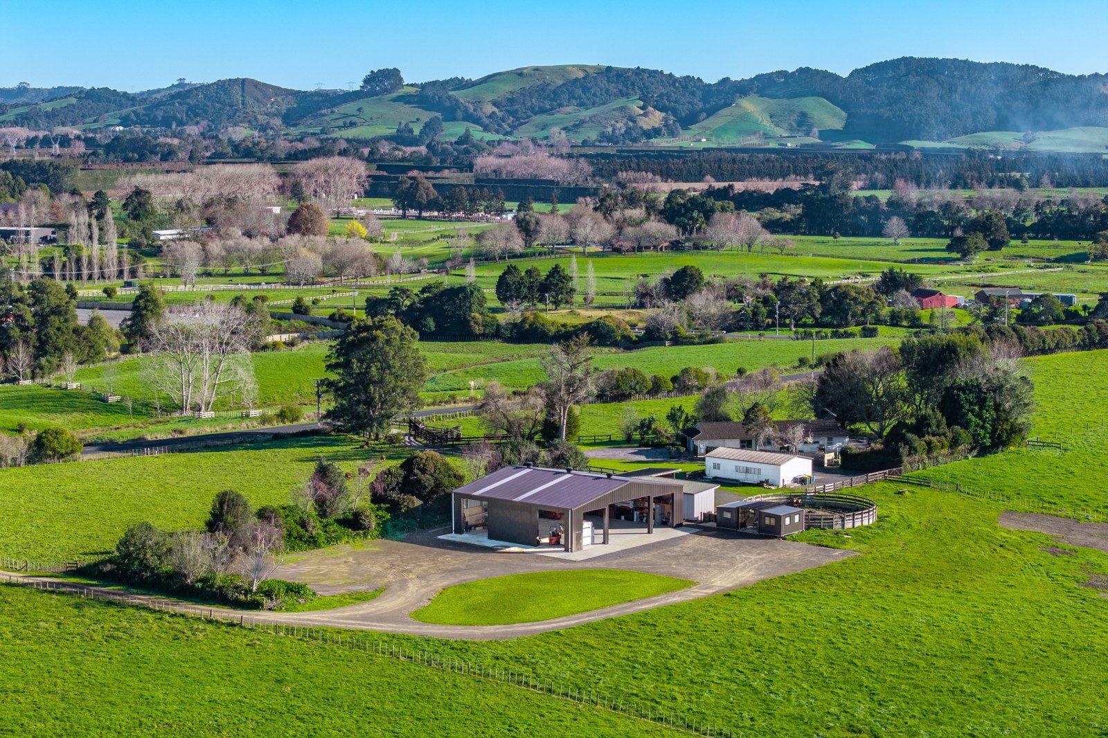 Premium Lifestyle with Impressive High-Span Shed — slide 28