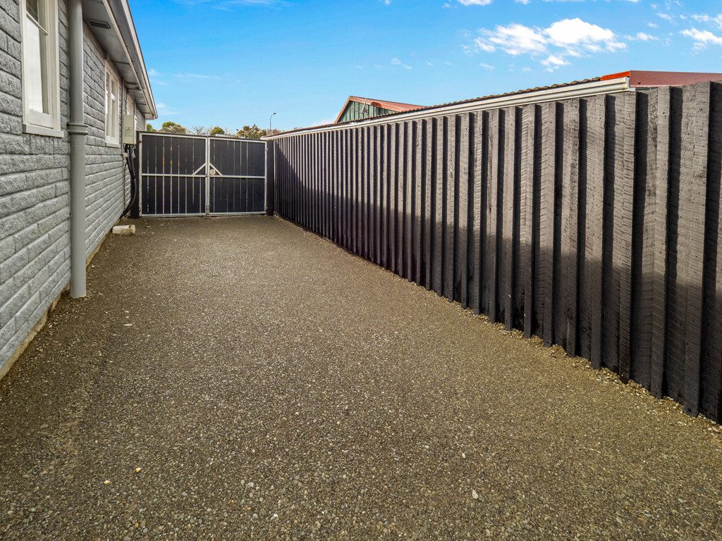 Fully Updated - Perfect First Home or Rental — slide 26