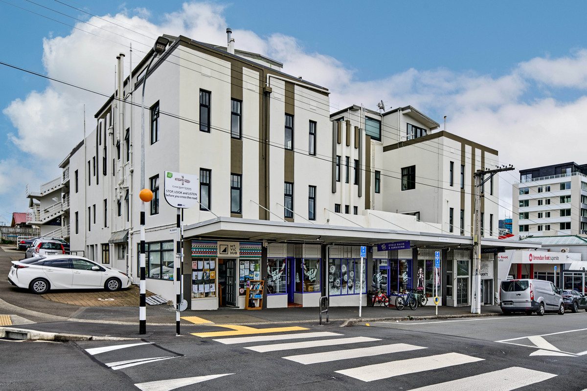 Cute, Spacious, Carpark Sorted! Available! — slide 13