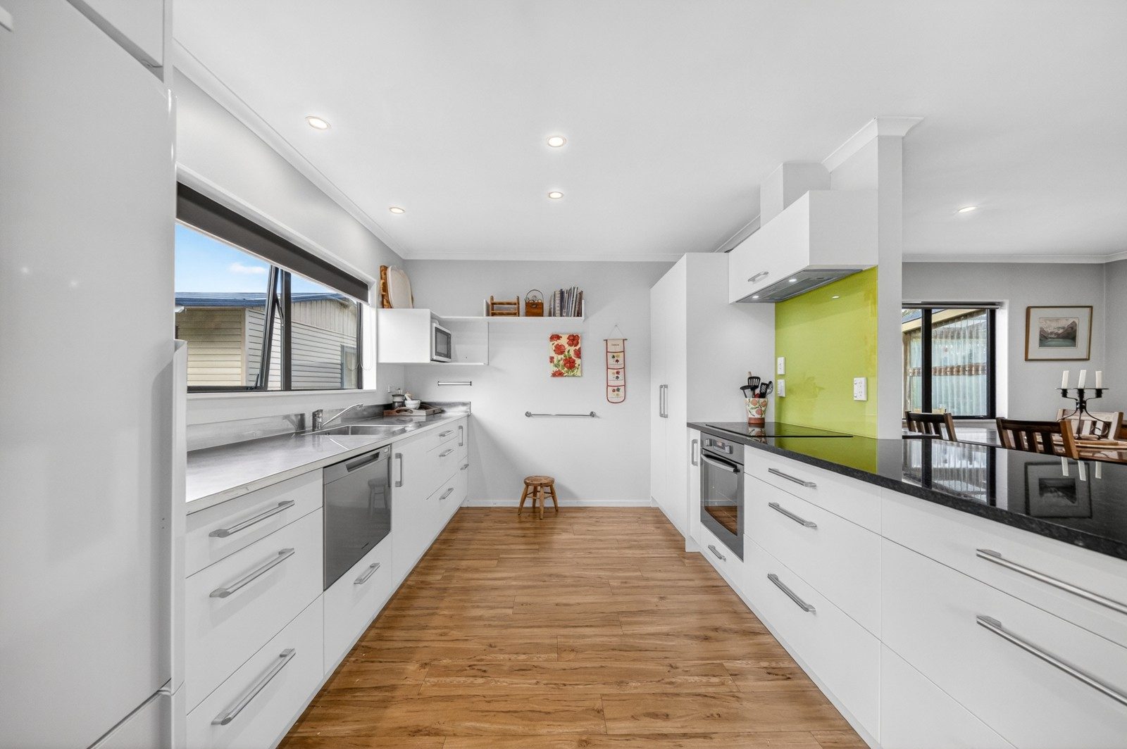 Thinking Lifestyle? Call Today - BEO $935,000 — slide 2