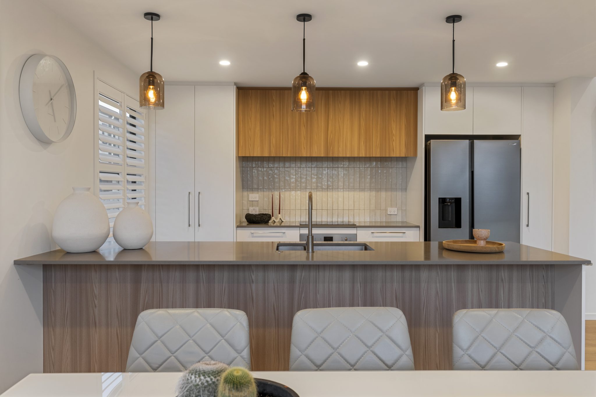 Boutique Architectural Residence with Water Views — slide 2