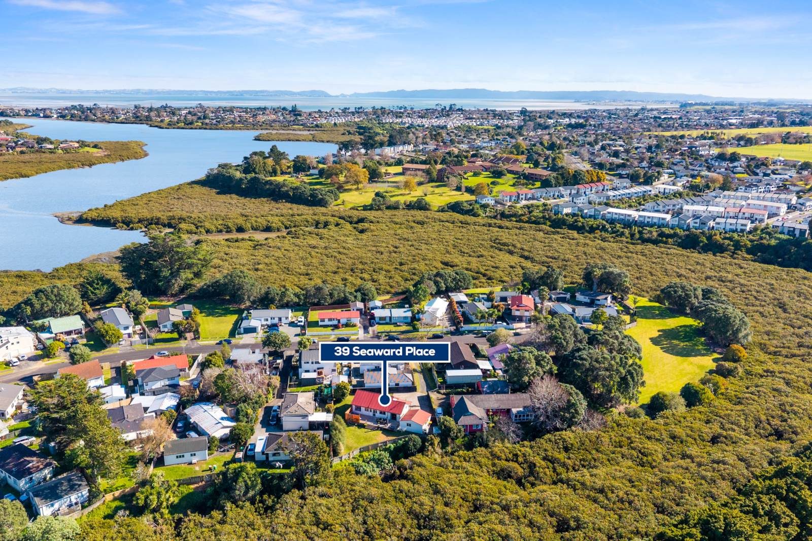 Your Private Coastal Sanctuary in Wattle Downs — slide 19
