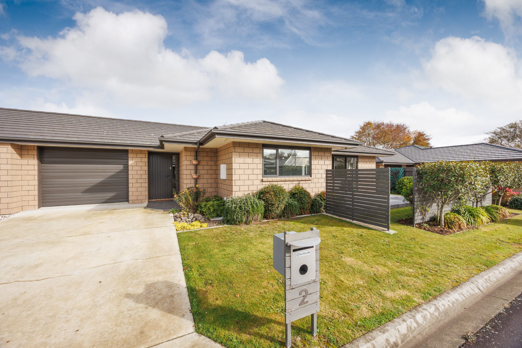 The Perfect Alternative to a Retirement Village — slide 1
