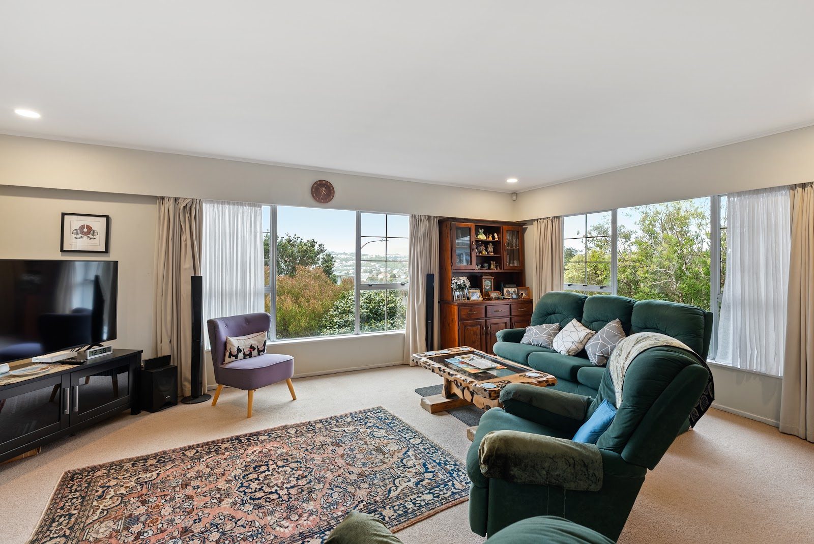 Spacious Family Living with Room to Grow — slide 2