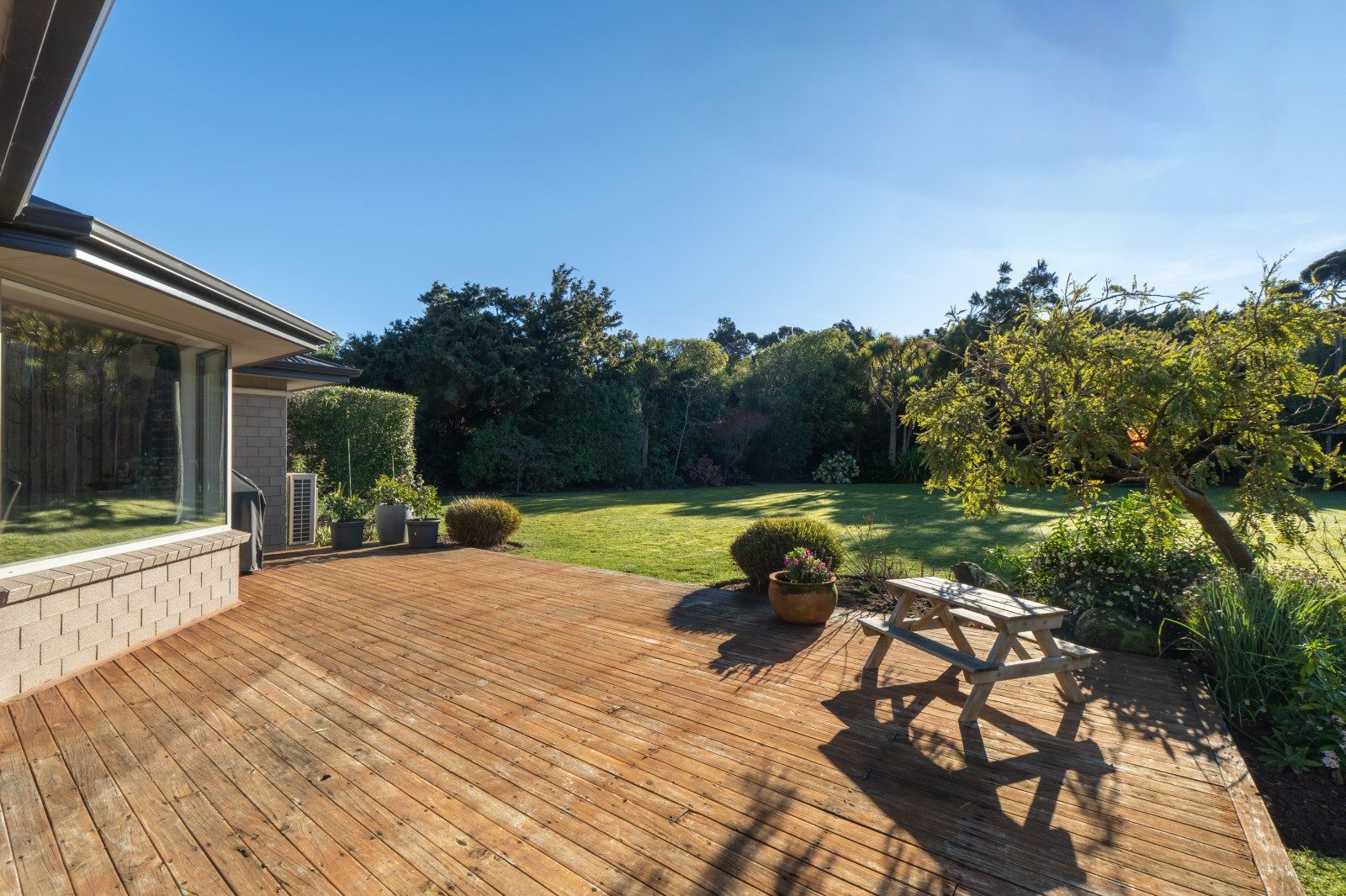 The family home everyone wants! — slide 2