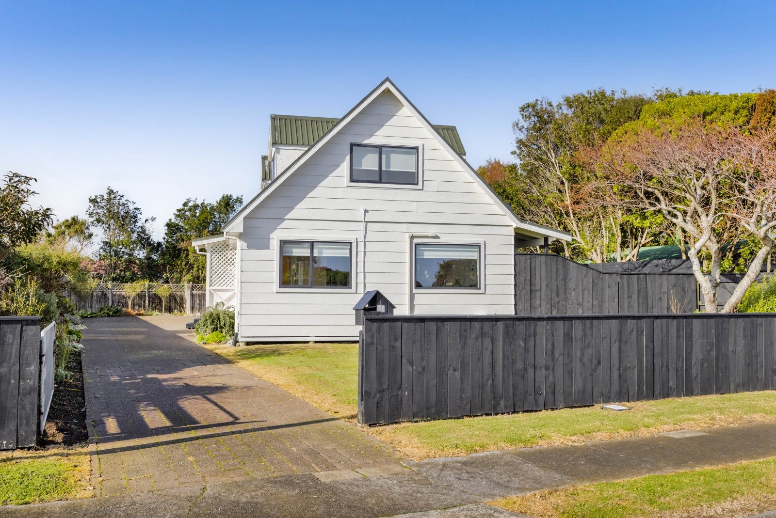 FRESHLY RENOVATED ON PONDEROSA — slide 2