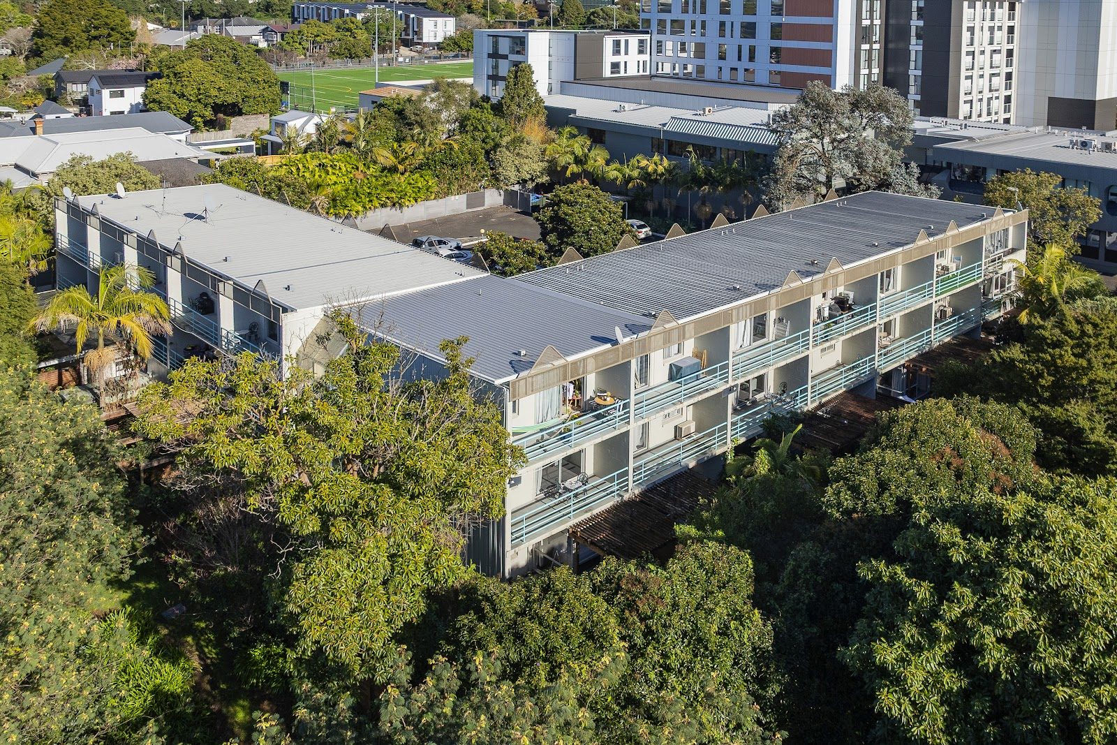 Central, DGZ - Top Investment or First Home — slide 2