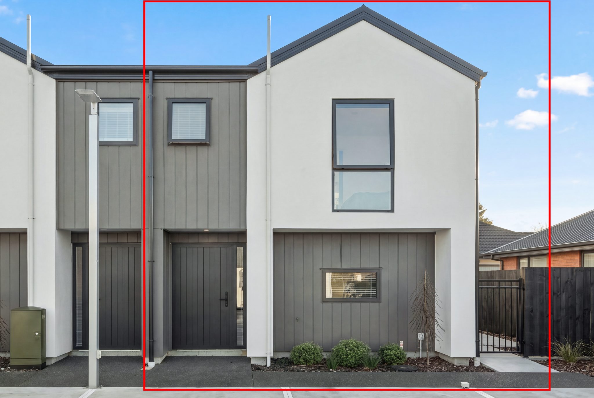 Modern Living with Outdoor Space — slide 15