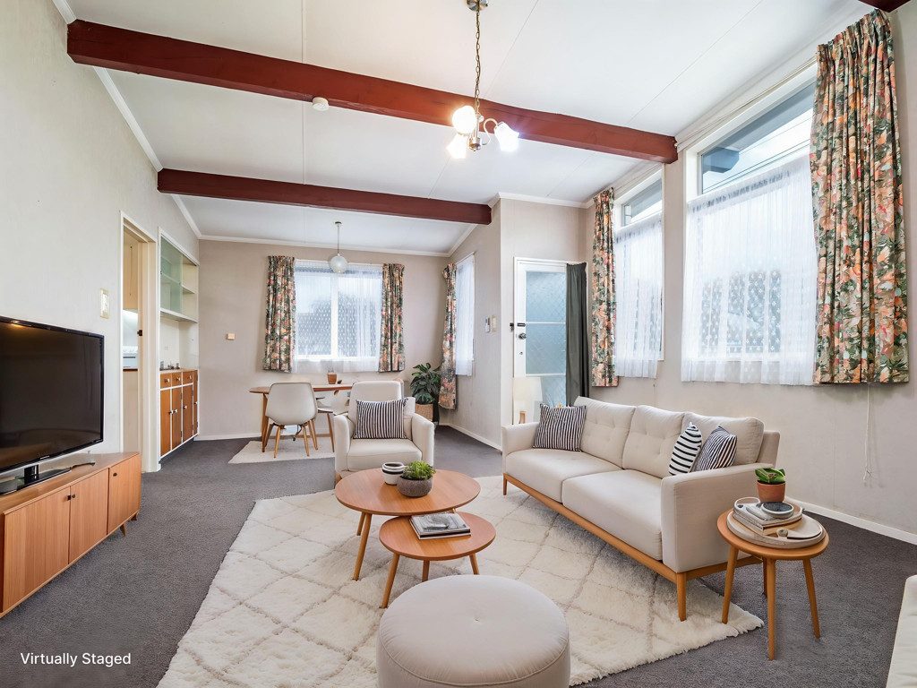 Rateable Value $400,000 and Freehold! — slide 2