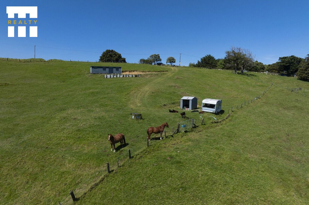 Charming Lifestyle Property Minutes from Kaitaia — slide 2