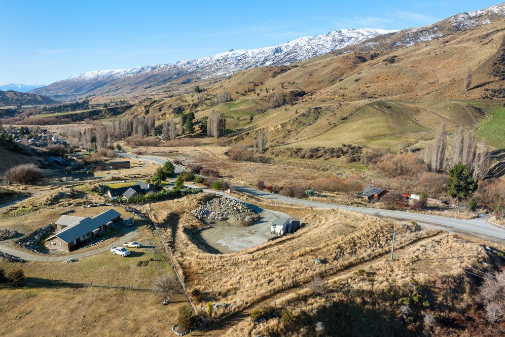 Hidden Lifestyle Section on Cardrona Township Edge — slide 15