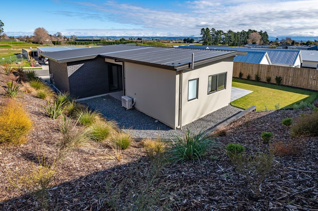 Family Living in Richmond’s Newest Community — slide 20