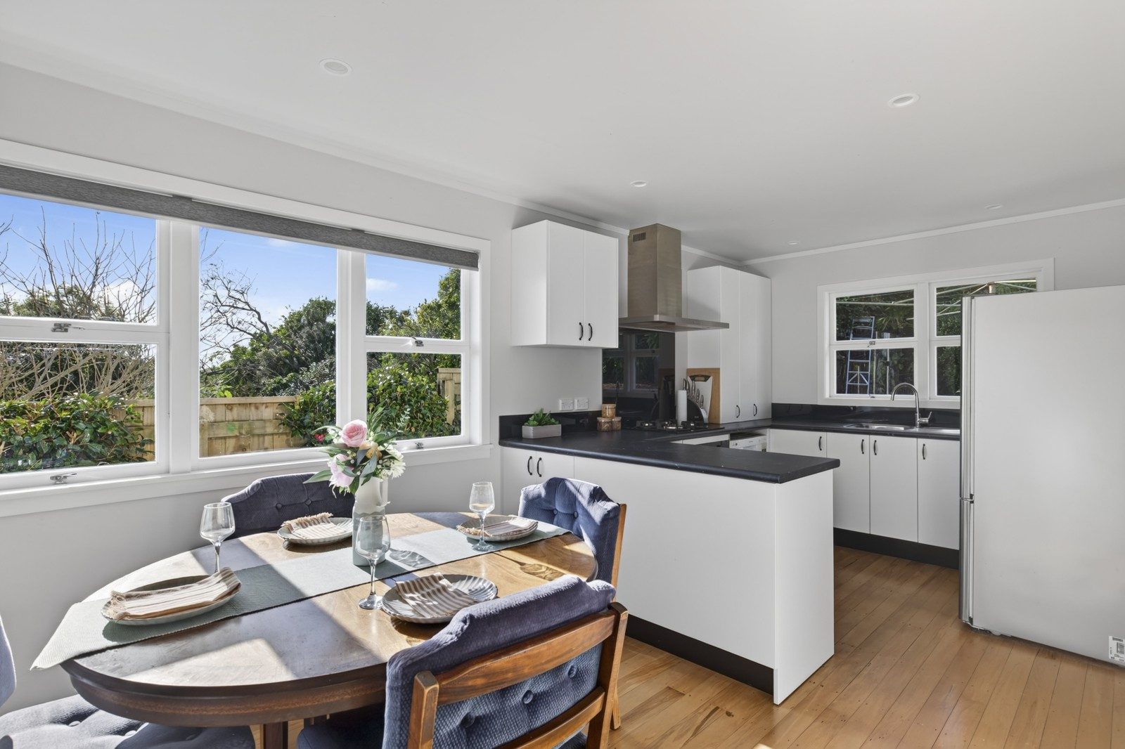 Elevated Views, Sunny Home — slide 2