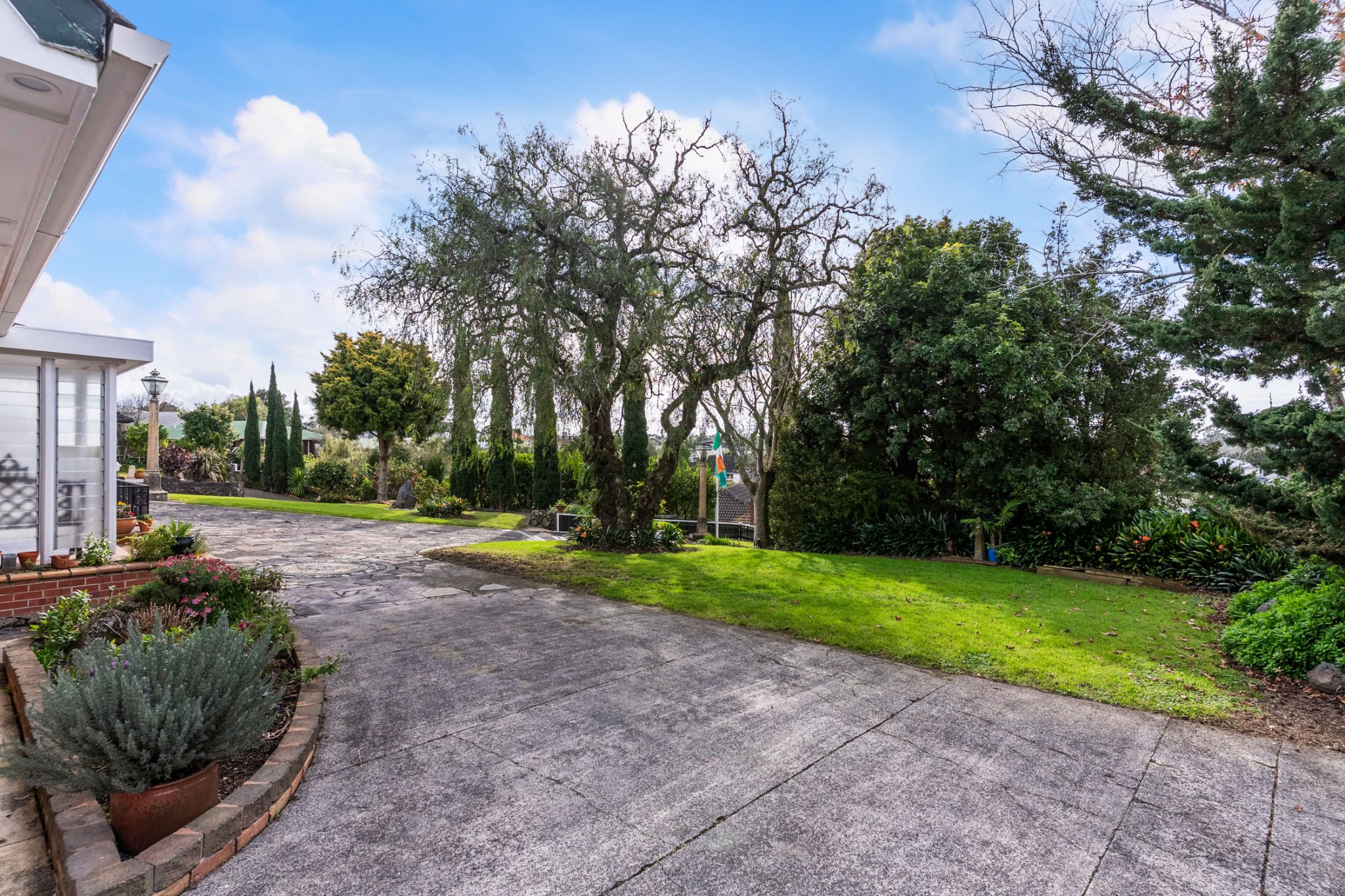 A Cherished Family Estate — slide 38