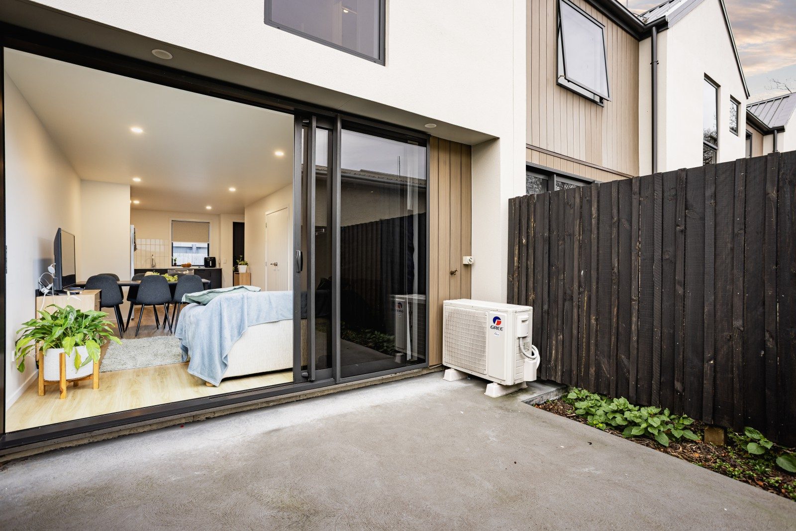 Contemporary living, superb convenience — slide 1