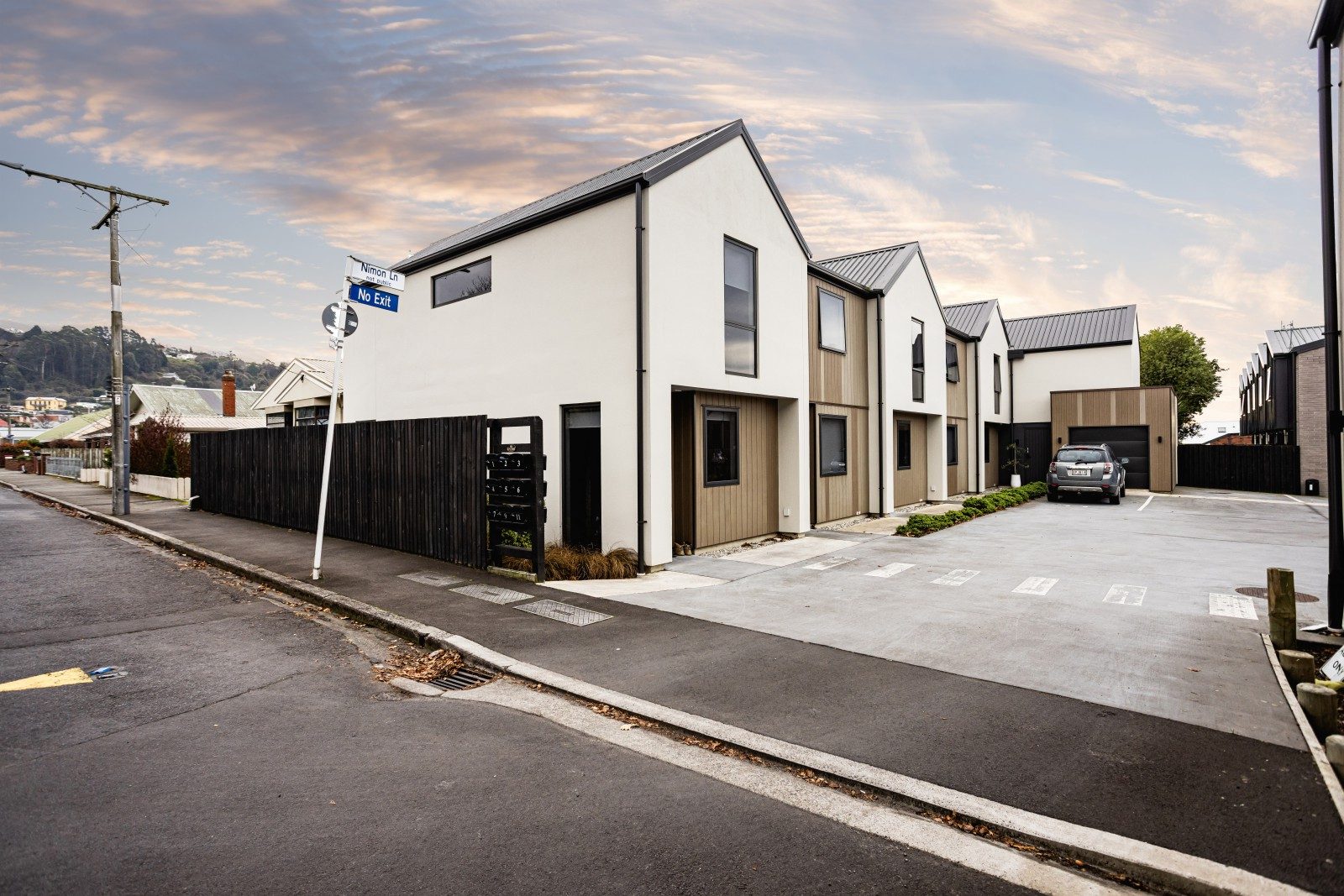 Contemporary living, superb convenience — slide 23