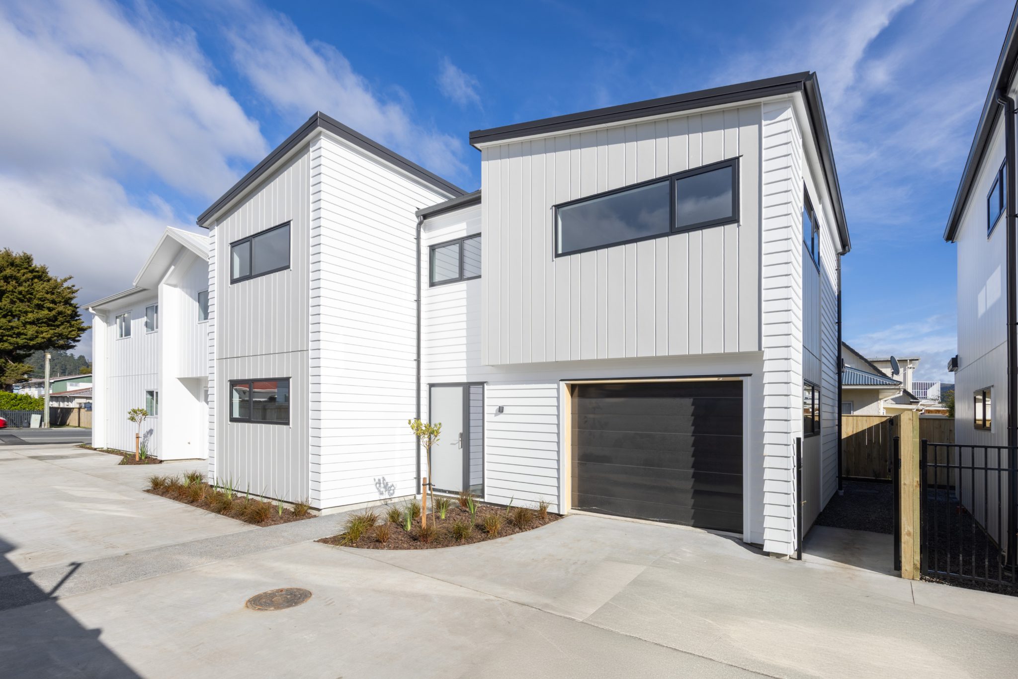 Modern 4 Bed Home | Under Construction — slide 1