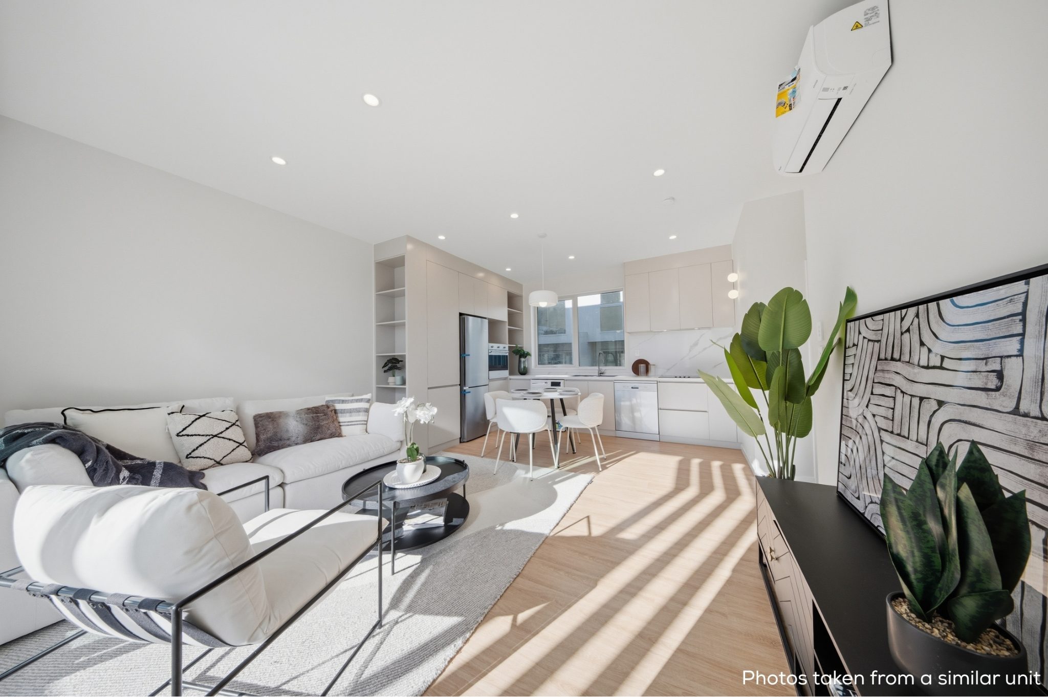 Luxury Living in Westlake Zone — slide 2