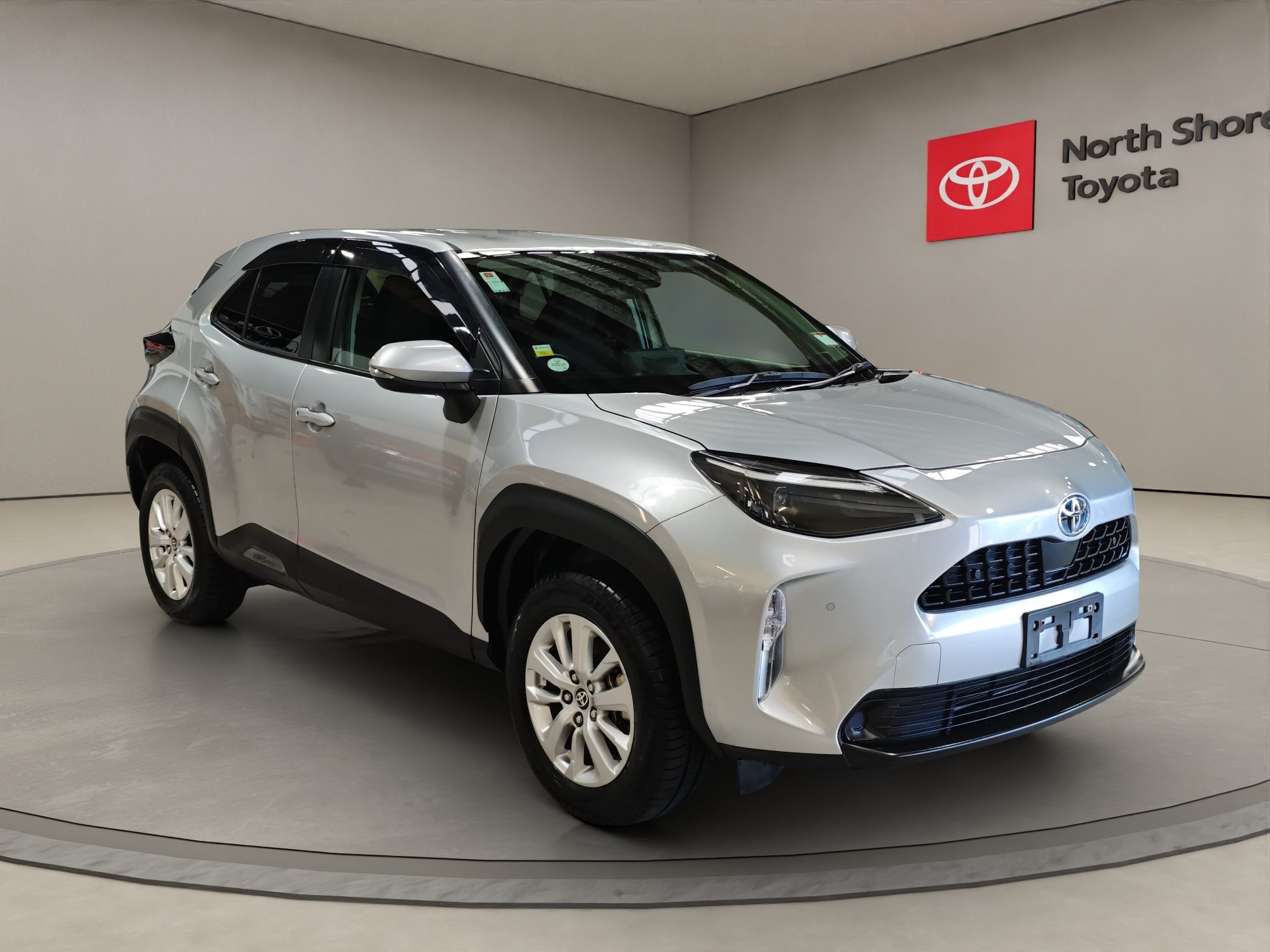 2022 Toyota Yaris Cross 1.5L Hybrid G 4WD SUV | Trade Me Motors