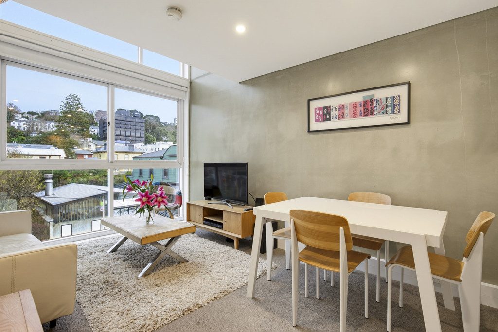 FABULOUS CITY APARTMENT ! — slide 2