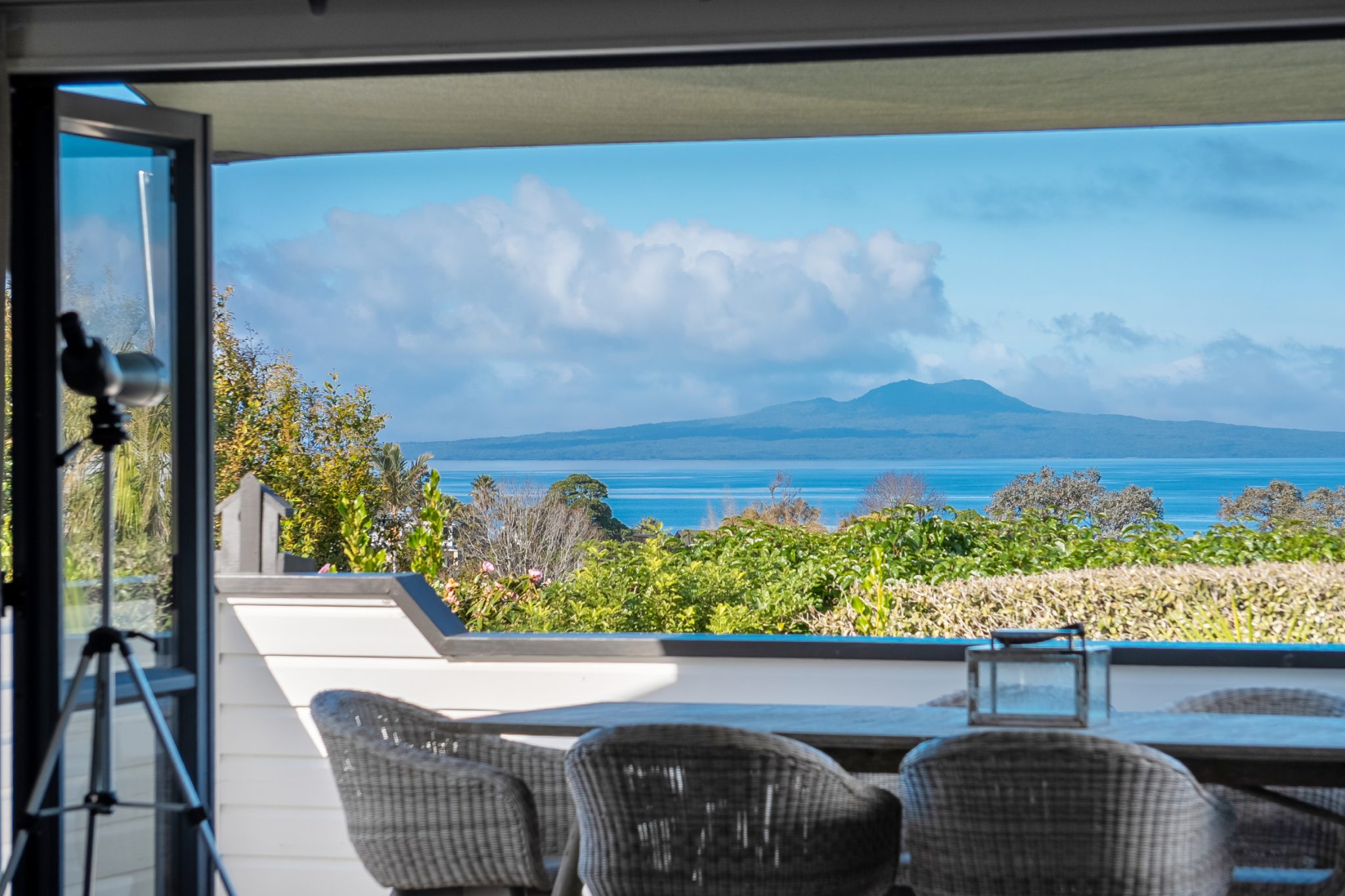Sea Views, Space & Serious Motivation! — slide 1