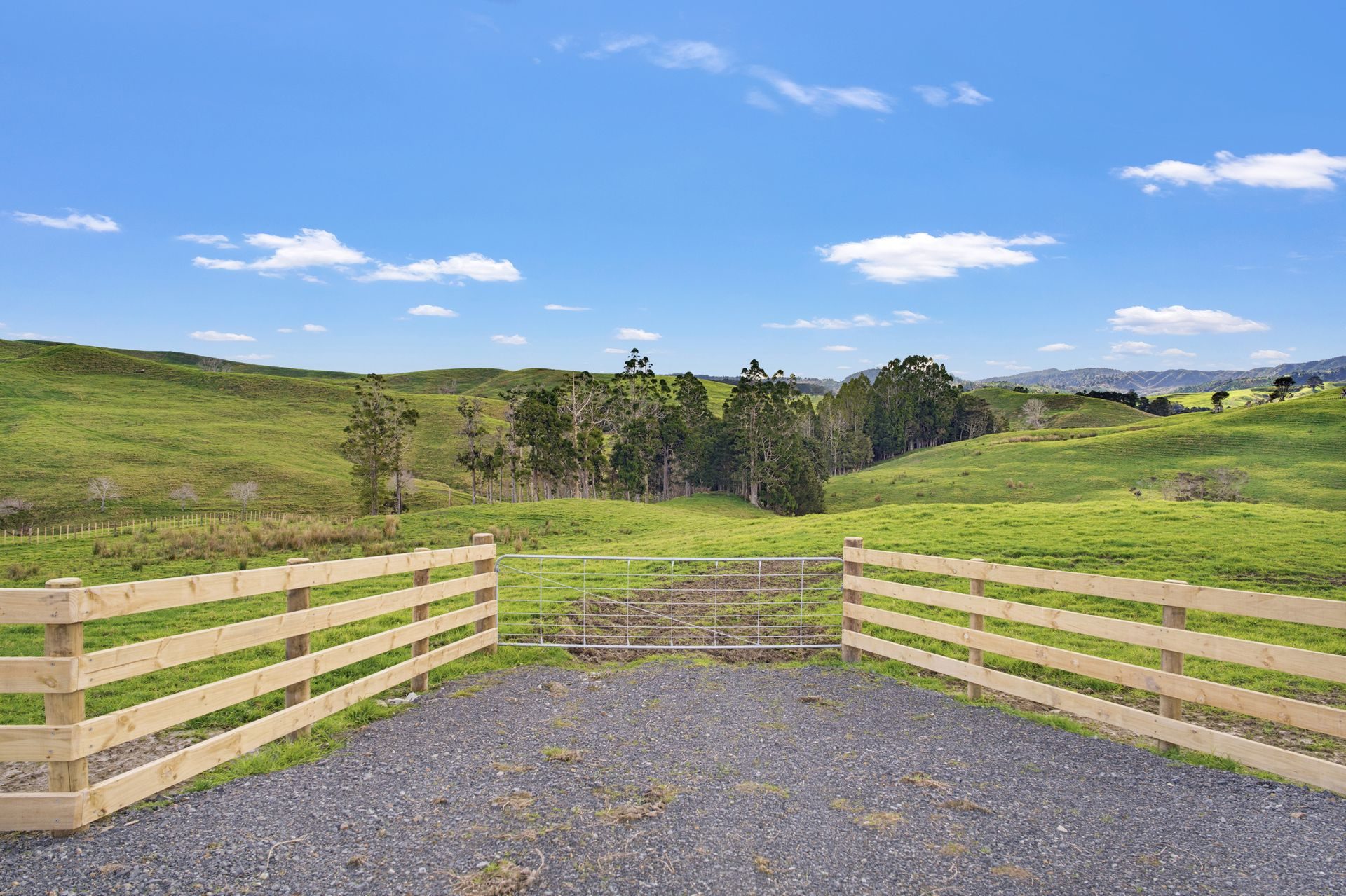 Make Gorge Road Your Rural Move — slide 1