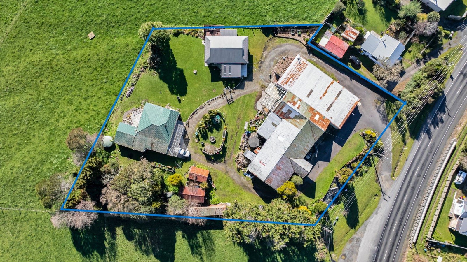 High profile rural zoned site with large storage — slide 47