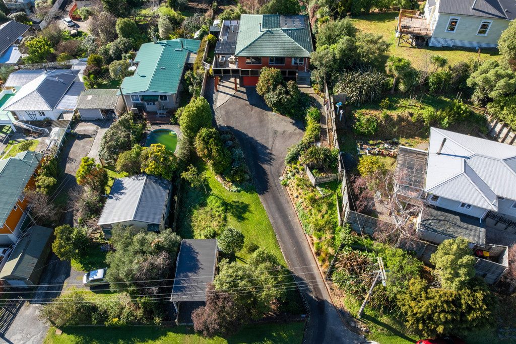 $799,000 - Motivated Owners, Ready To Move — slide 35