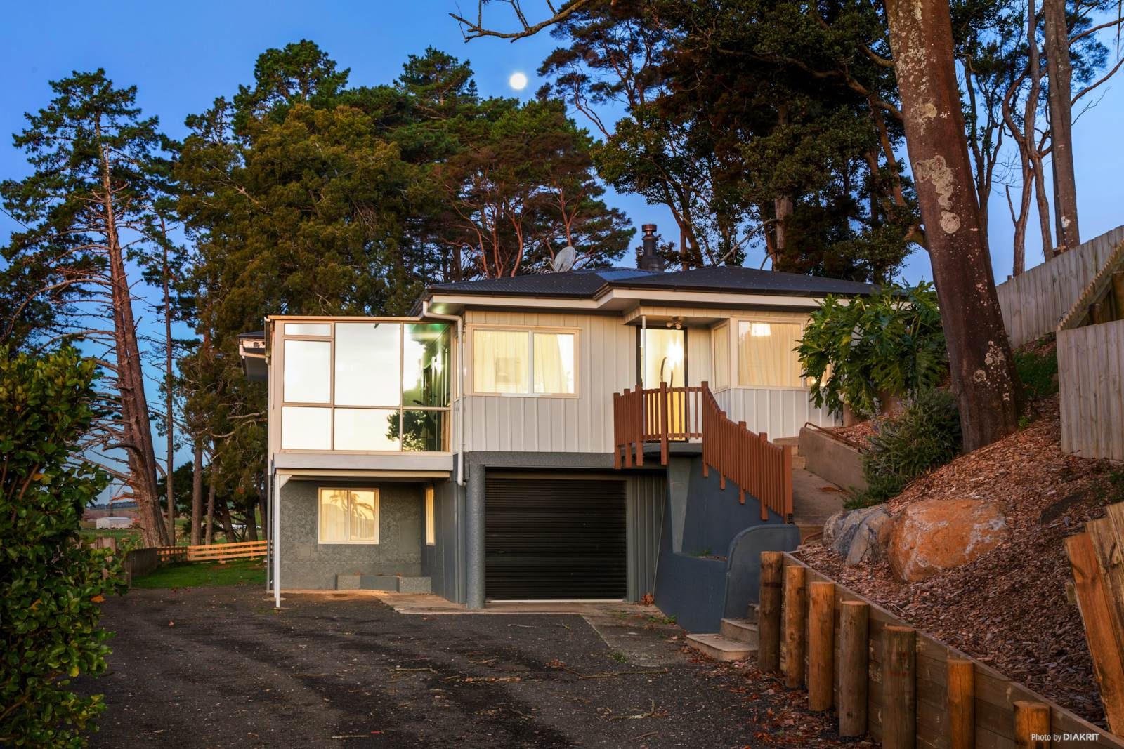 Selling $451,000 Below CV – Priced at $899,000! — slide 2