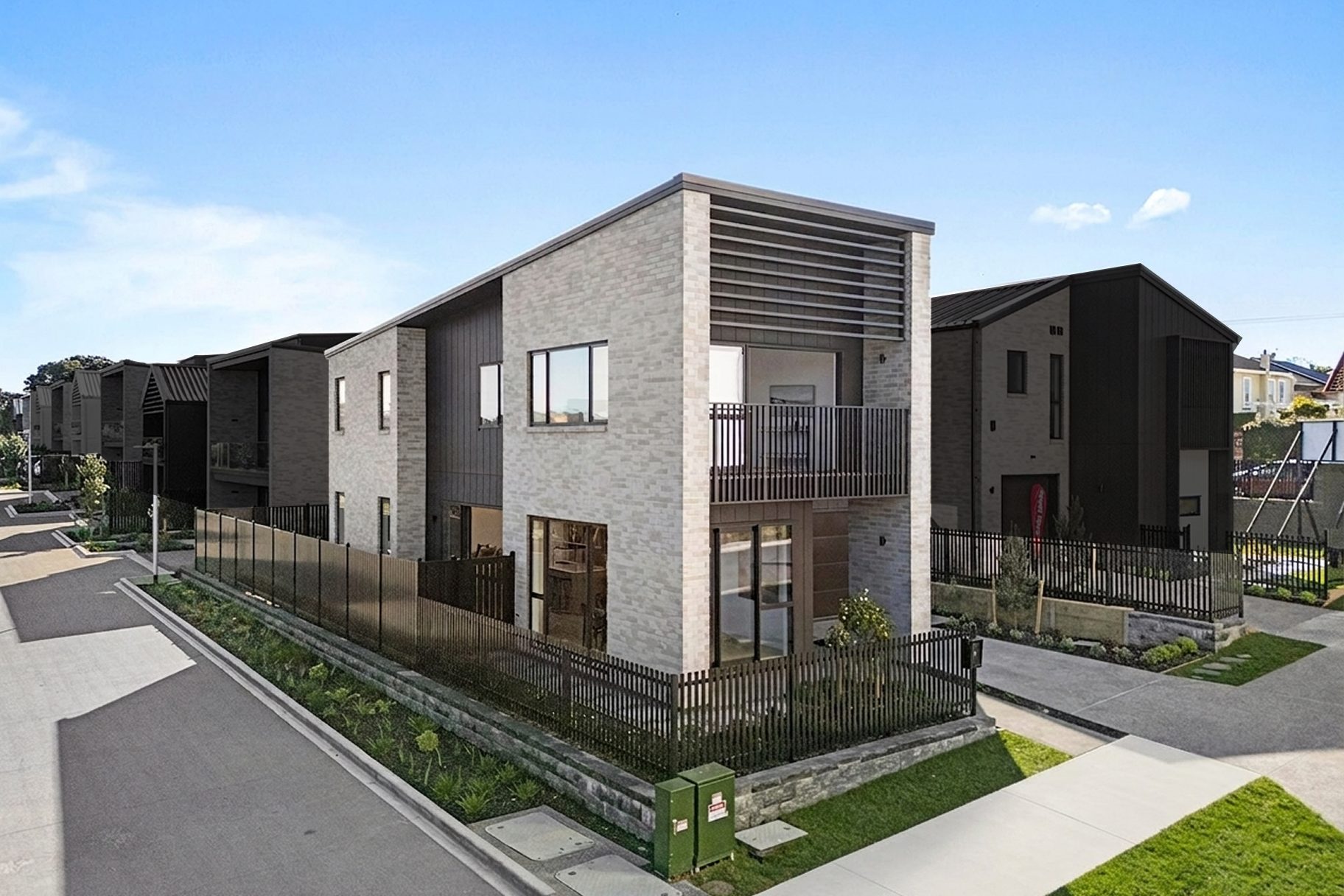 Brand New Freehold Luxury Home — slide 2