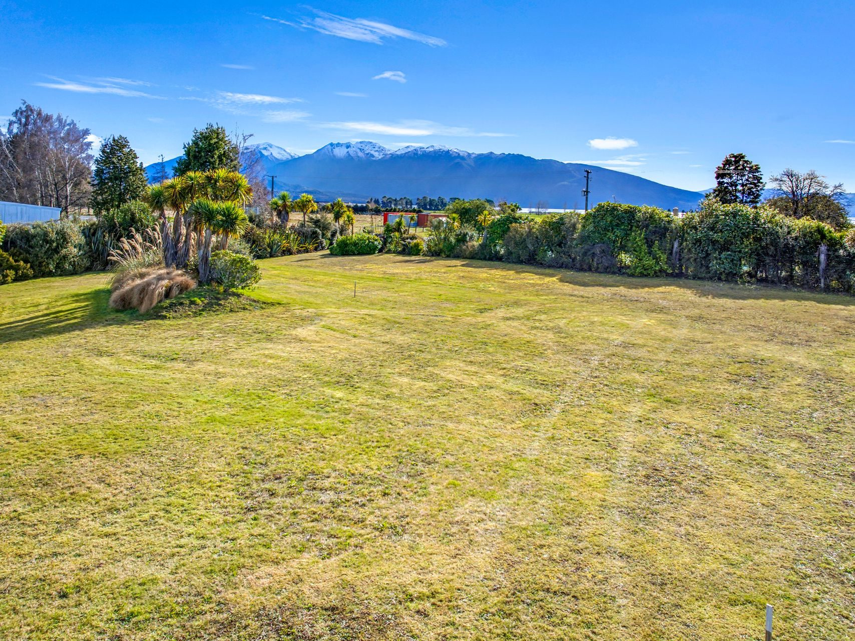 Lake & Mountain Views in private setting — slide 2