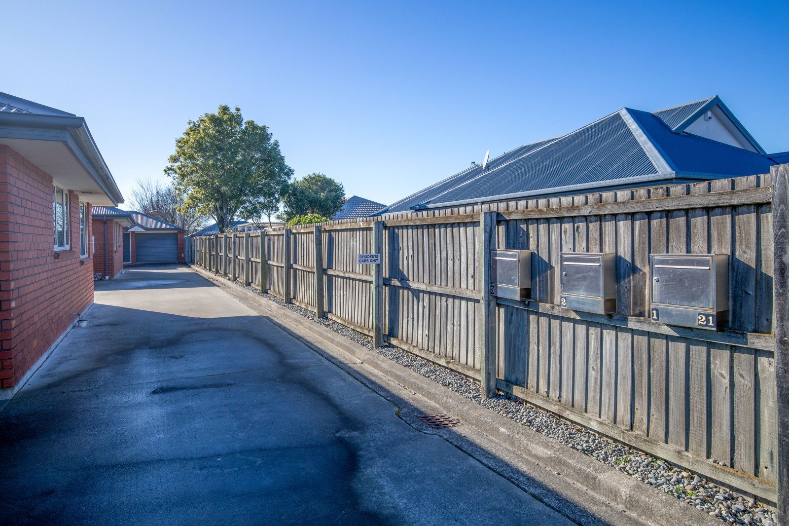 Over 60s: Sunny, low-maintenance Hornby living — slide 19