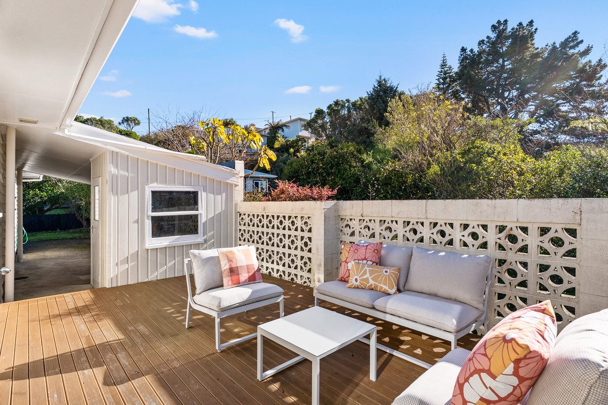 Sun drenched & spacious 1960's starter | BEO $749, — slide 12