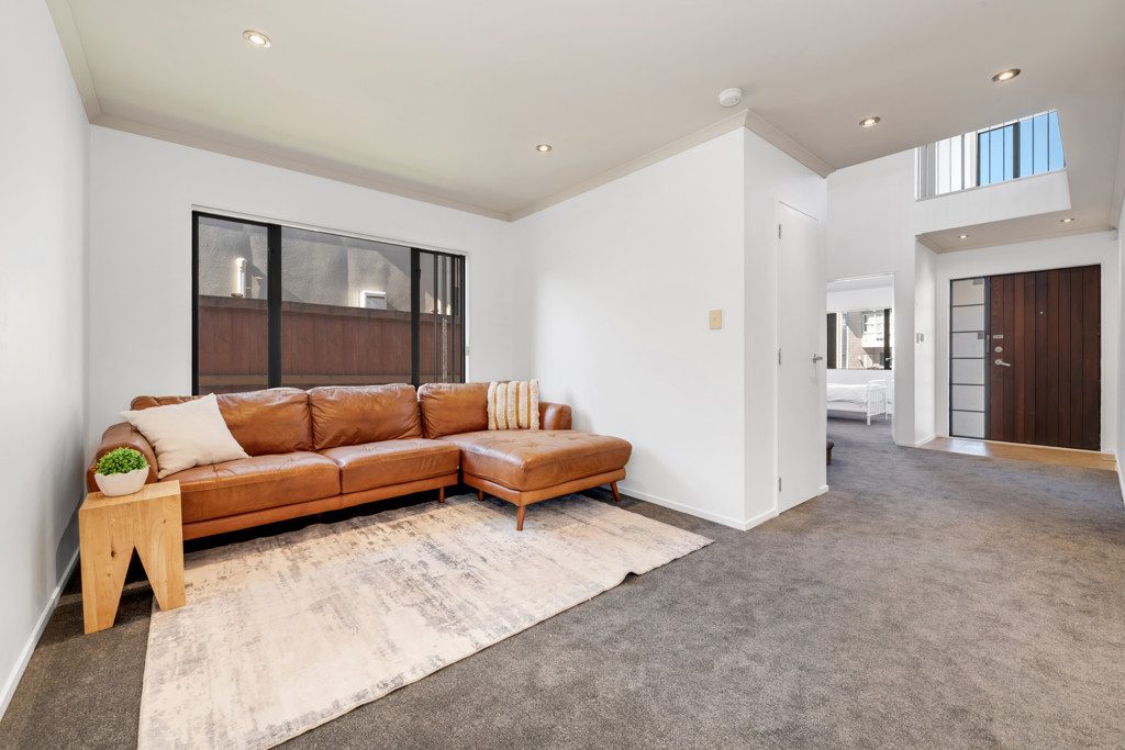 BEST VALUE 5 BEDROOM | WITH CAVITY SYSTEM — slide 2