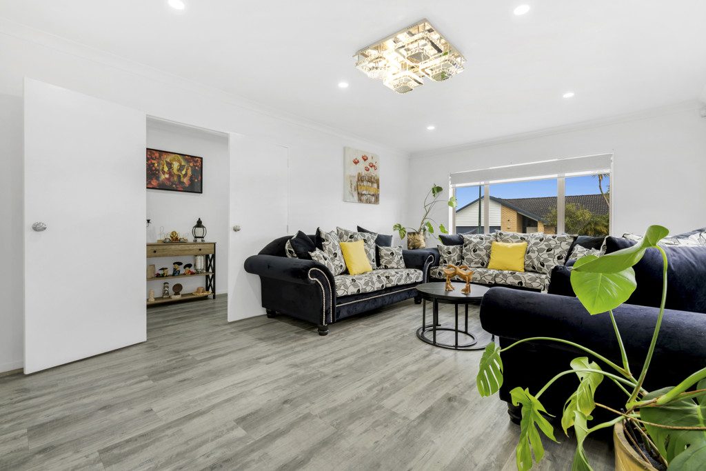BEST VALUE RENOVATED HOME | SHARP PRICE — slide 1
