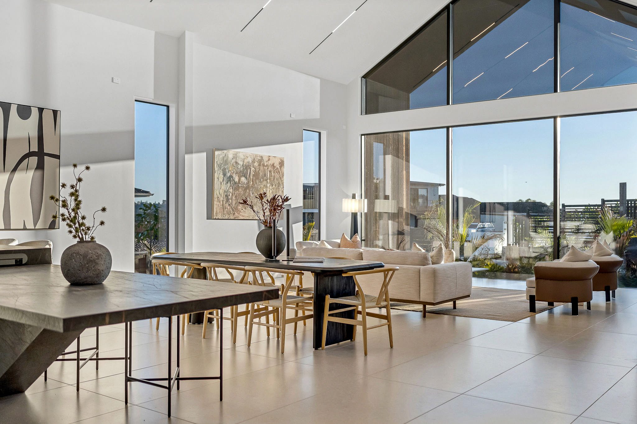 AWARD-WINNING | HOUSE OF THE YEAR — slide 1