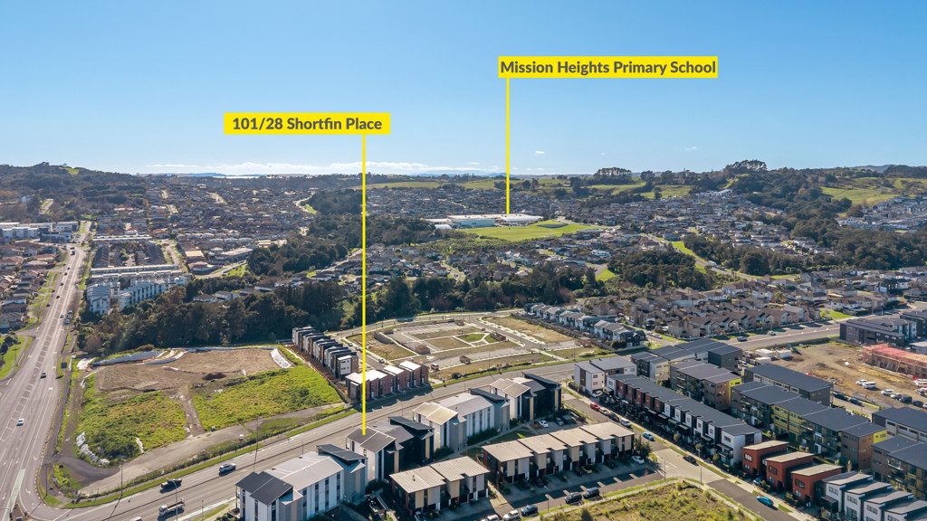 AFFORDABLE GROUND LEVEL APARTMENT — slide 22