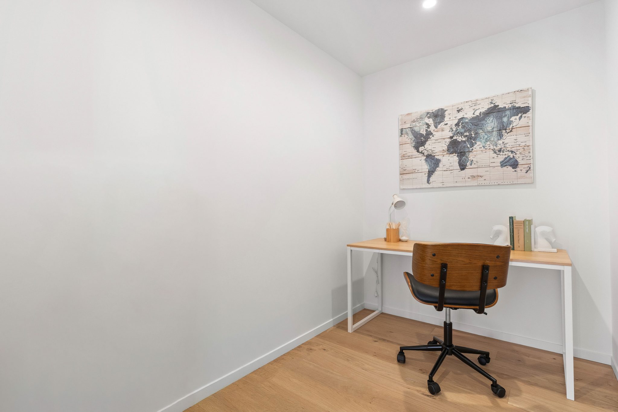 HIGH-SPEC. LOW-MAINTENANCE. FREEHOLD. — slide 18