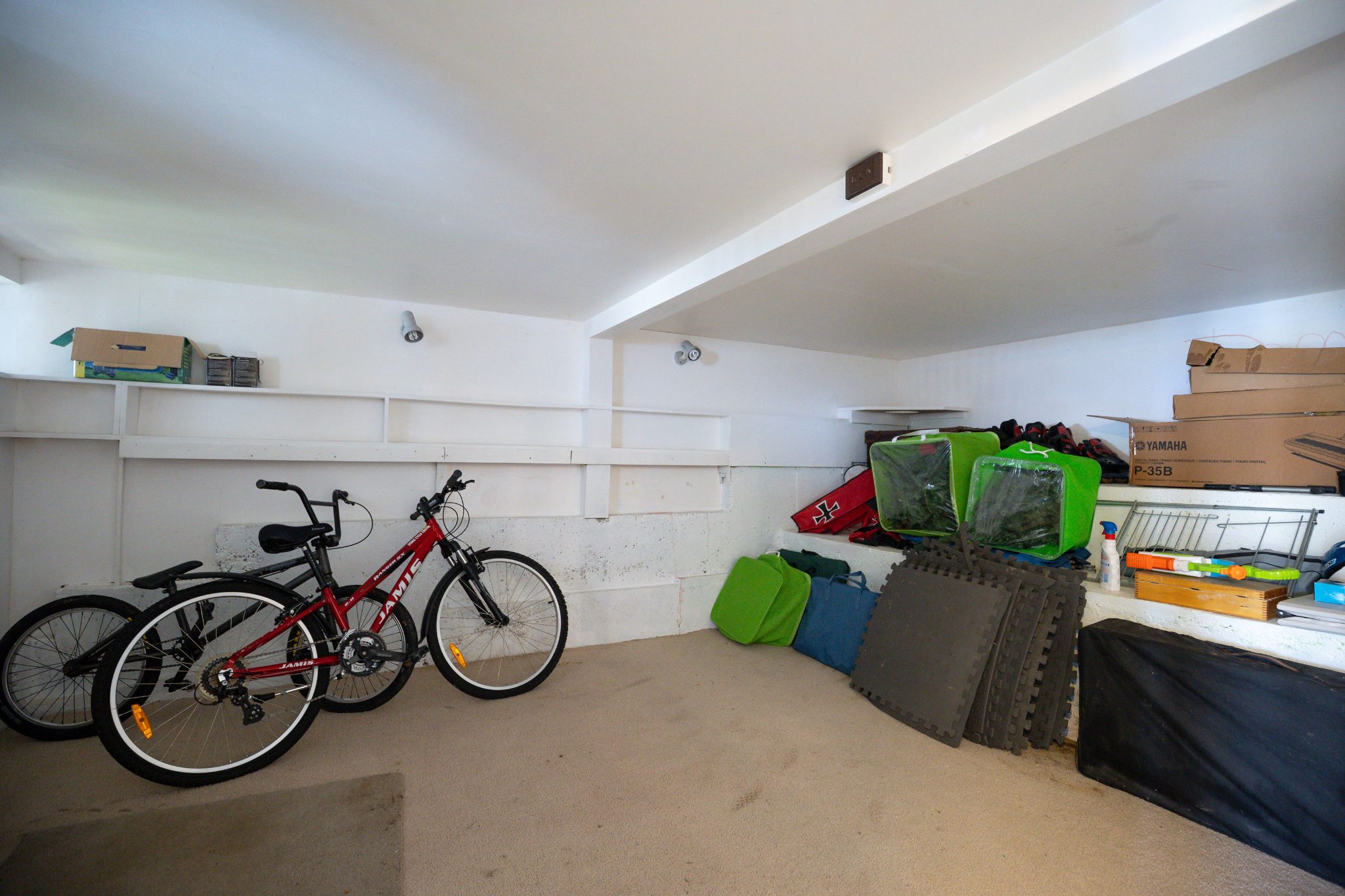 Space, Views, and Family Living in Marybank — slide 31