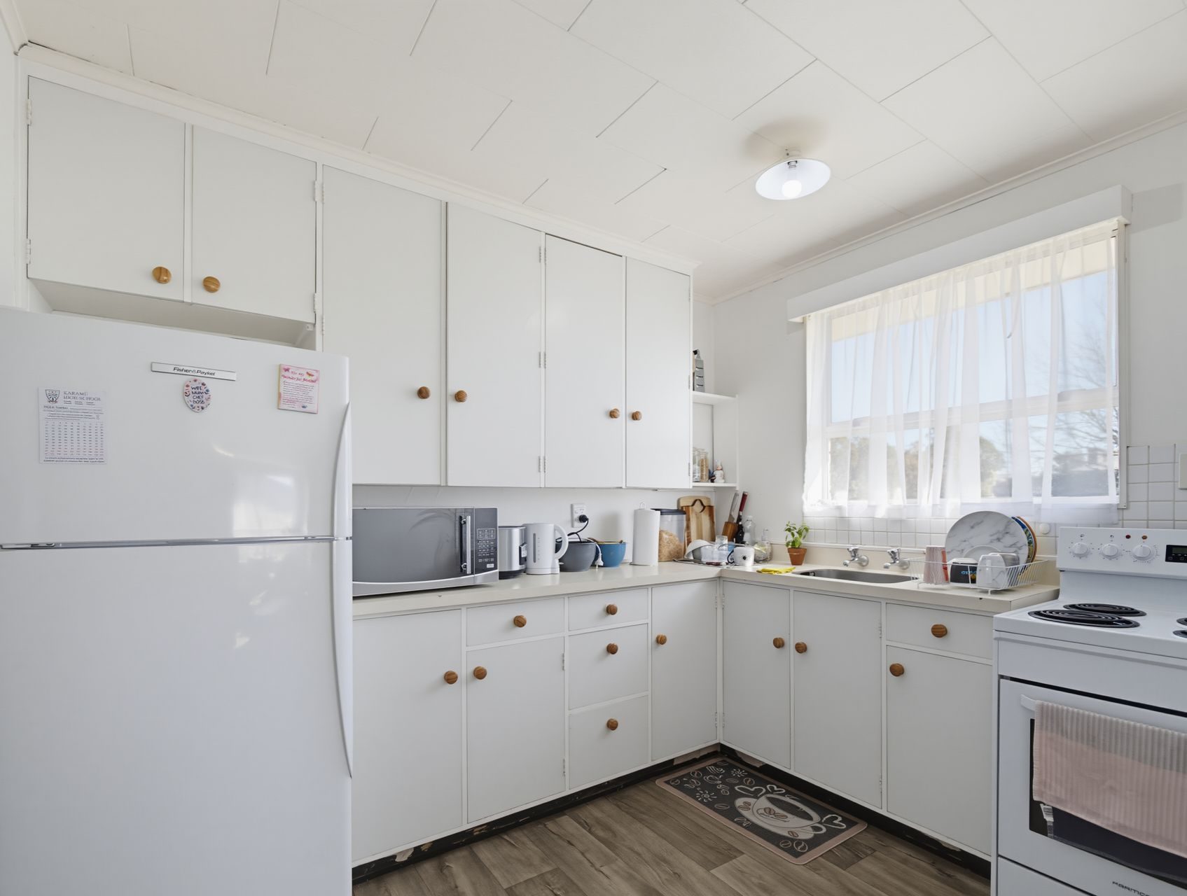 Easy-Care Parkvale Living — slide 2