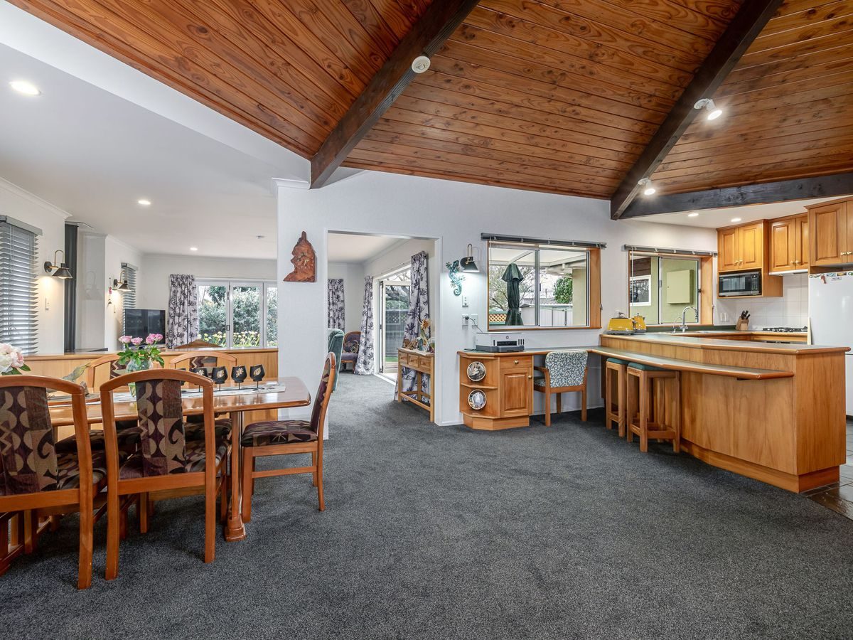 The ultimate Hokowhitu family home — slide 1