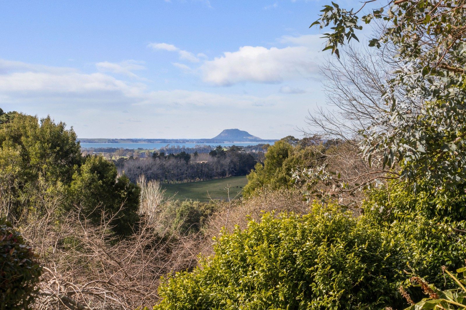 Beautifully Restored Rural Retreat — slide 2