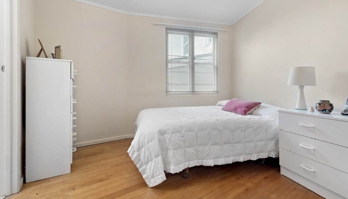 Huge Reduction ($46,000) in Glendowie — slide 2